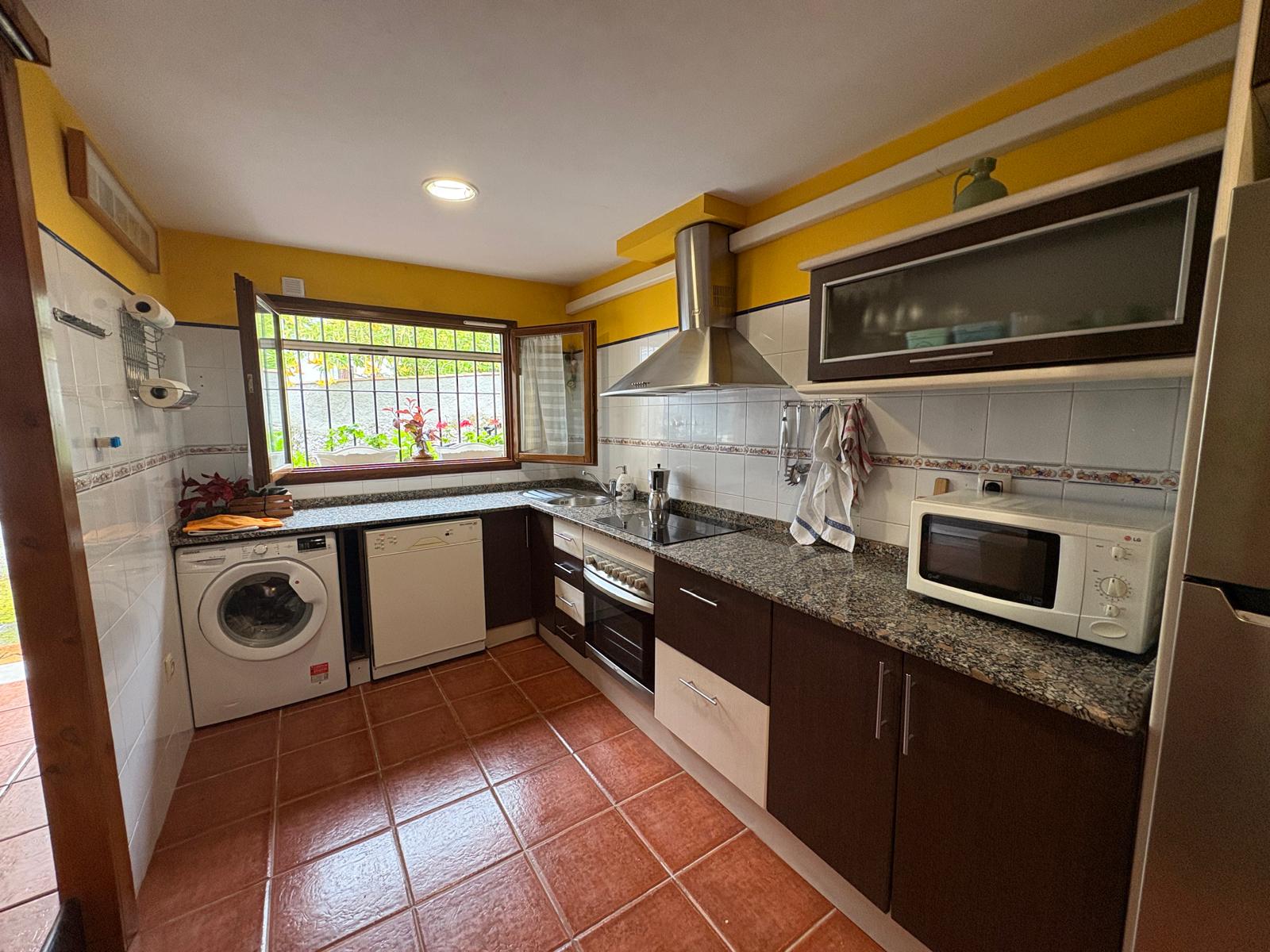 PHOTO 2025 12 01 19 38 20 (20) PHOTO 2025 12 01 19 38 20 (20)